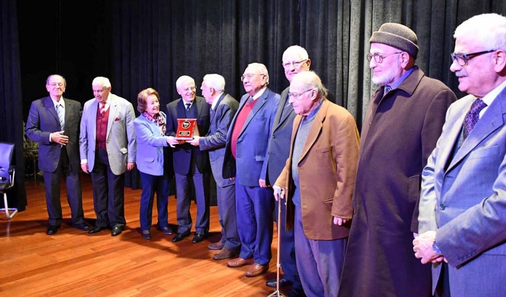 جانب من المشاركين في اللقاء