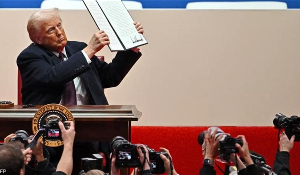 ترامب يوقع أمراً بالانسحاب من منظمة الصّحة العالمية