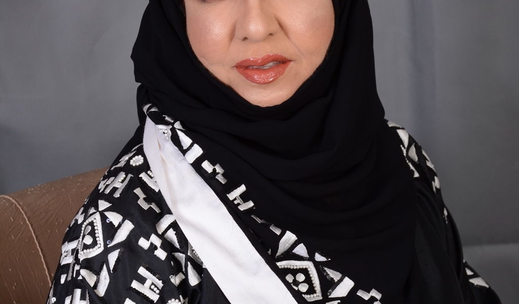 الروائية أميمة الخميس لـ«اللواء»: «المحلية هو مكوّن هام داخل الرواية، فهو الذي يمنحها هويتها وملامحها وخصوصيتها الثقافية»