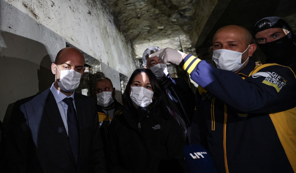 وزيرا خارجية فرنسا وألمانيا يزوران سجن صيدنايا