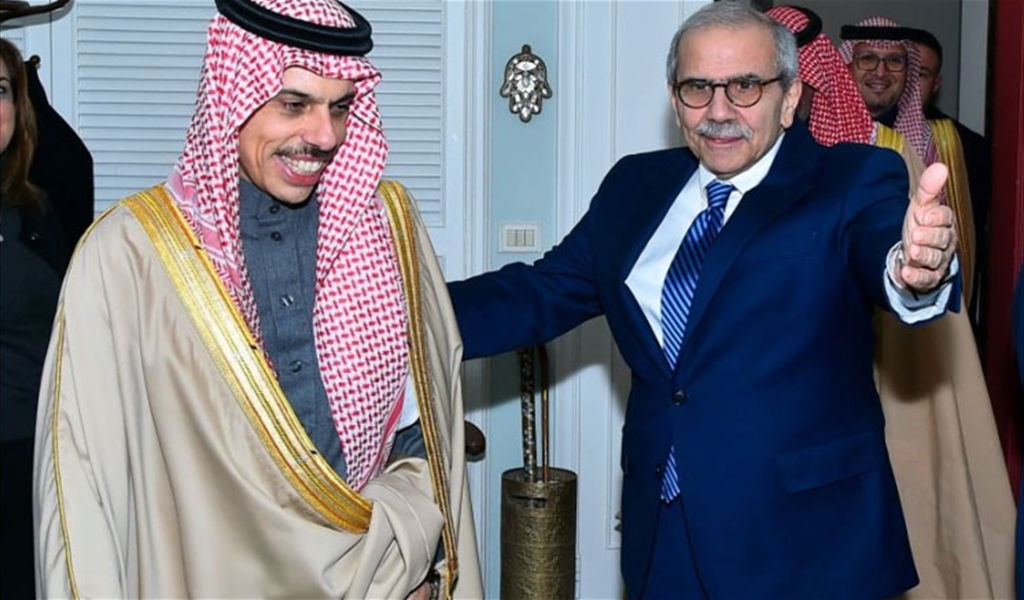 الرئيس المكلف مرحباً بالوزير بن فرحان (محمود يوسف)