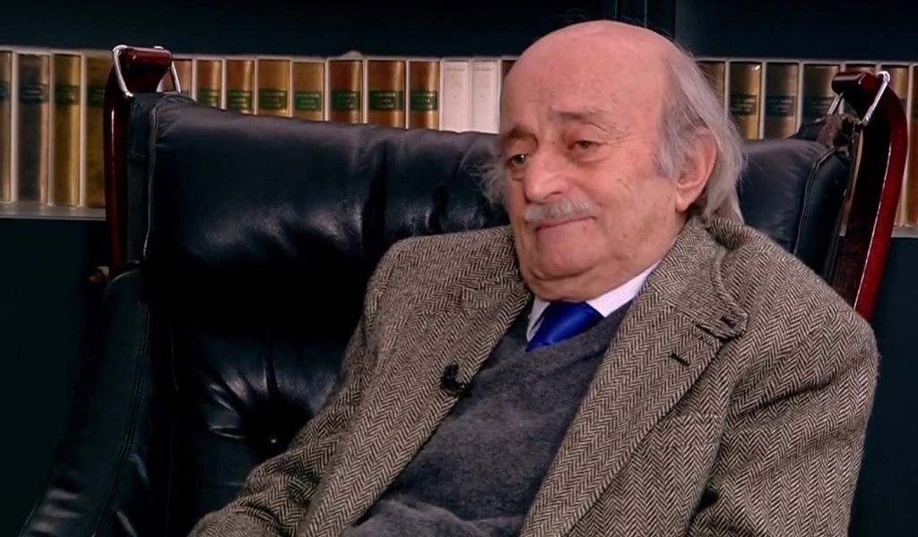 جنبلاط يحذّر من خطأ كبير رئاسياً