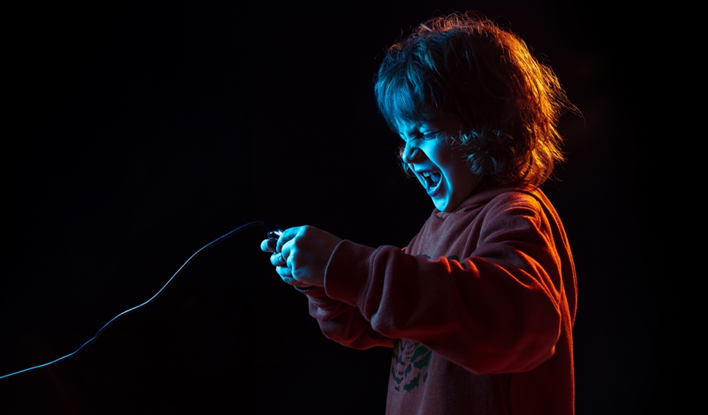 العنف الرقمي وتأثيره على الأطفال