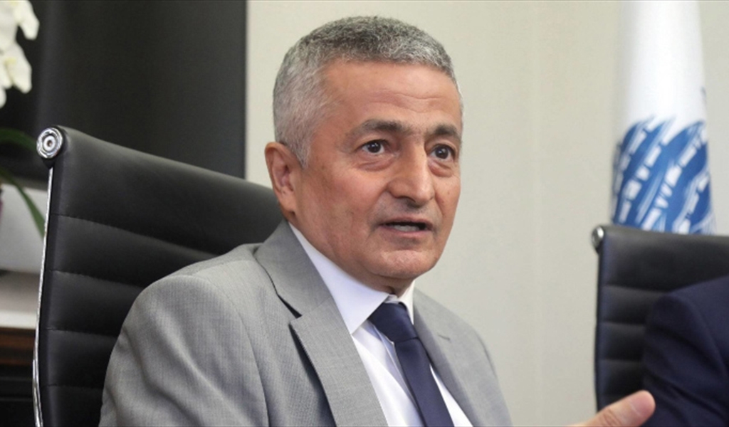 الخليل: لوضع ملف إعادة هيكلة «اليوروبند» على جدول الأولويات