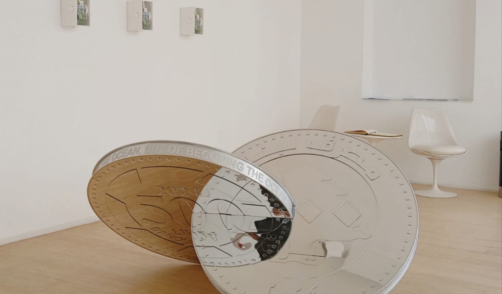 كريستين كتّاني: بين الرمزية والمادة الوزن والقيمة والجاذبية والطيران