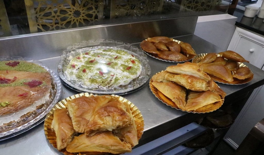 عن الحلو.. ما تسأل يا حلو!