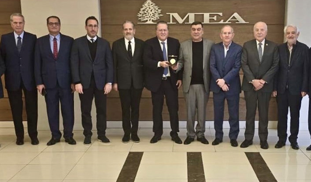 شقير سلم الحوت ميدالية الهيئات الاقتصادية