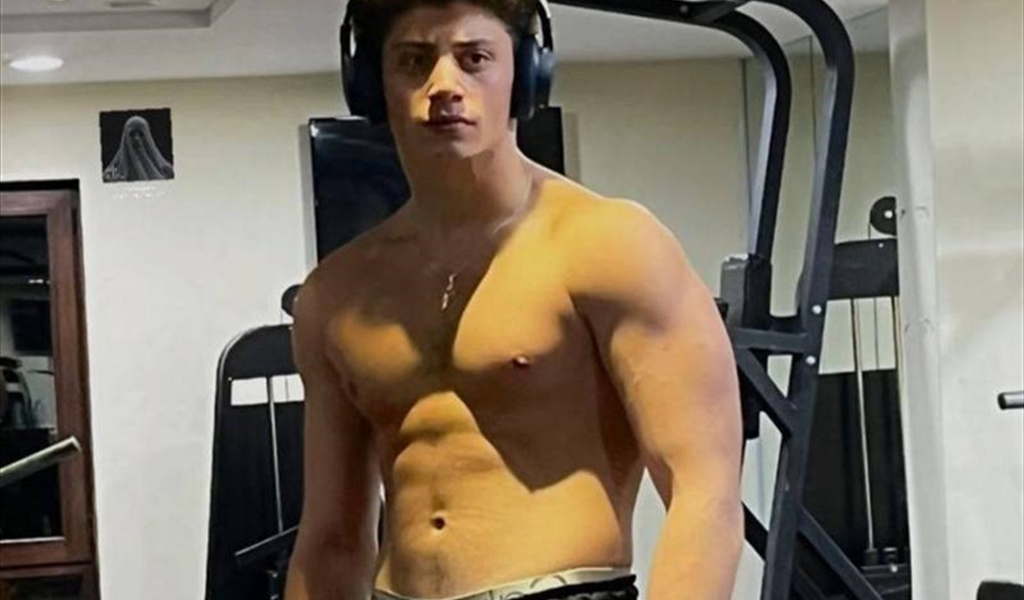 جريمة تهزّ فاريا.. "دهسه عمداً" وسط الطريق!