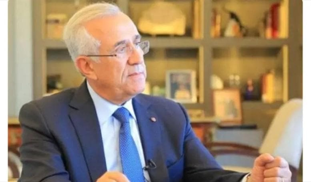 سليمان: لا بدّ من تسليم السلاح للجيش اللبناني