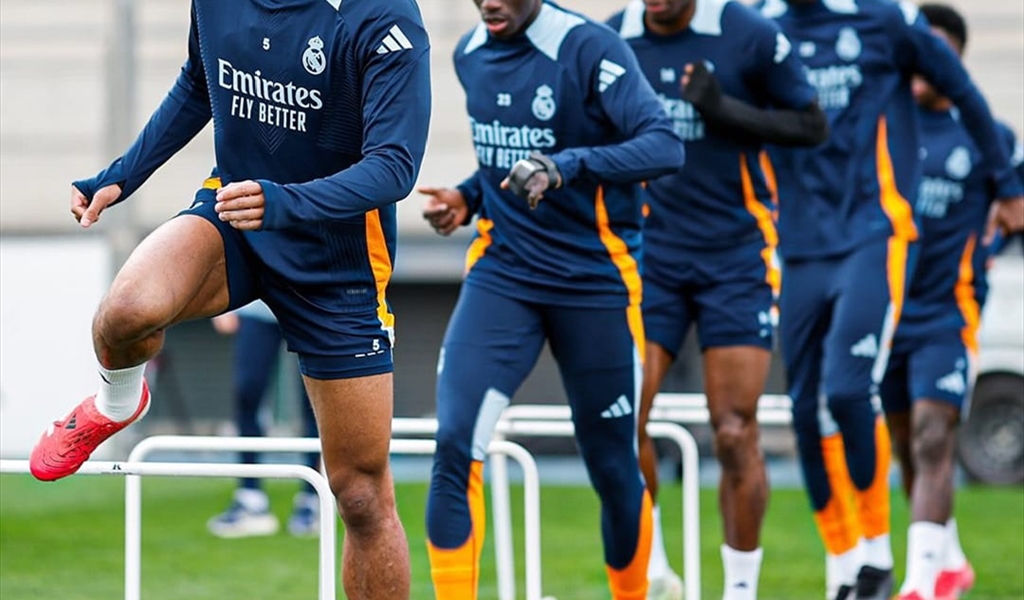 لاعبو ريال مدريد يتحضرون للقاء سوسييداد