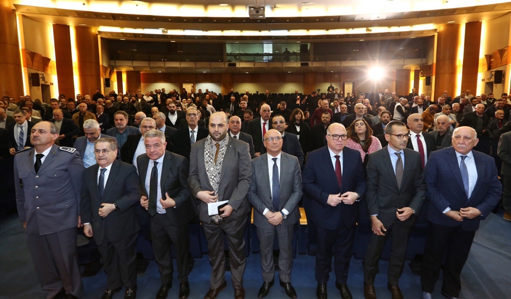 مشاركون في حفل التكريم