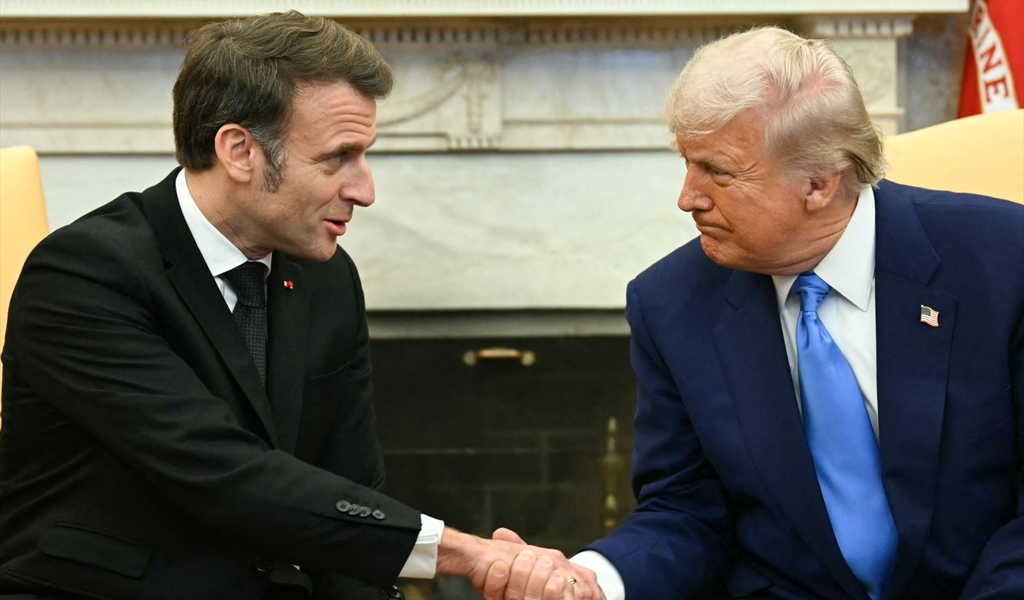 ترامب وماكرون خلال لقائهما في البيت الأبيض