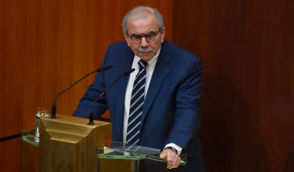 الرئيس سلام يتلو البيان الوزاري (طلال سلمان)