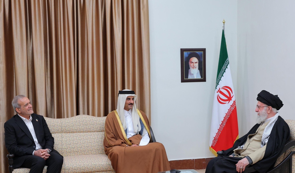 أمير قطر يزور طهران