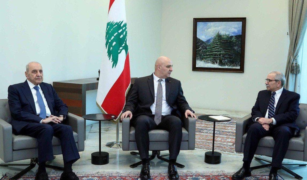 اجتماع رئاسي ثلاثي: التوجه الى مجلس الامن لالزام اسرائيل على الانسحاب