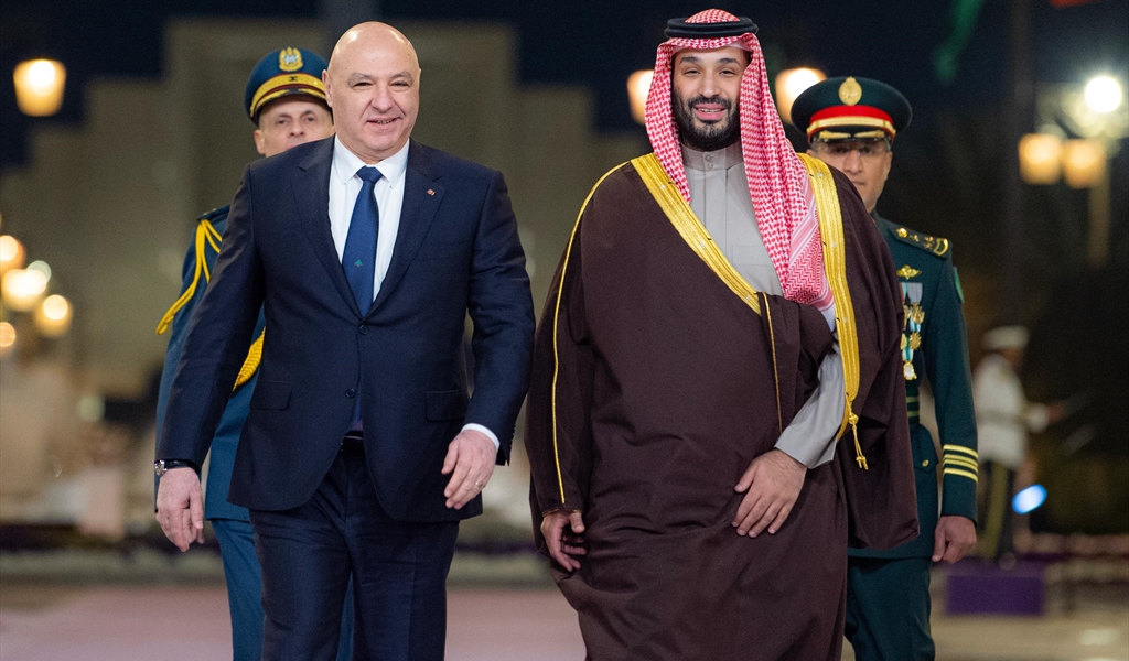 زيارة عون إلى السعودية خطوة مهمة لإعادة ترميم الجسور بين لبنان والدول الخليجية