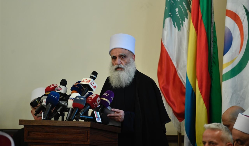 الشيخ أبي المنى يتحدث خلال الاجتماع ( محمود يوسف)