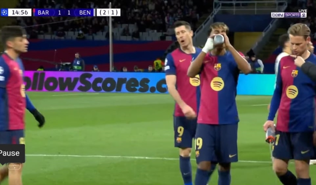 برشلونة يعبر بنفيكا ولامين جمال يوقف المباراة لكسر صيامه..