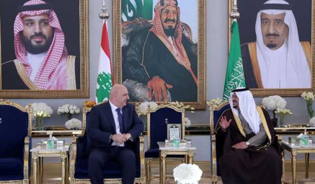 أوّل تعليق للرئيس عون بعد وصوله إلى السعودية