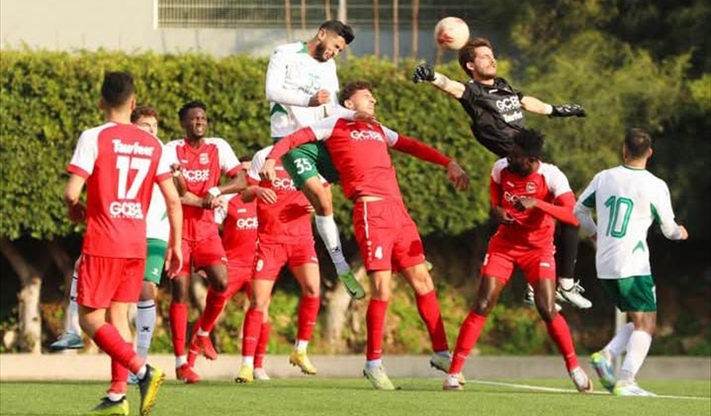 الانصار يستعيد الصدارة وفوزان منعشان للنجمة والحكمة..