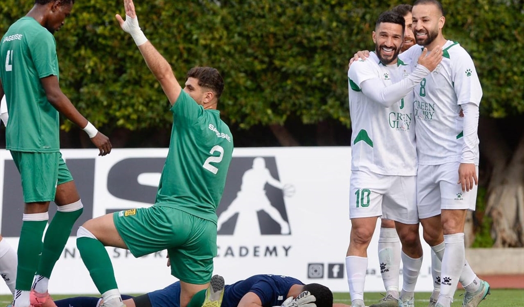 الانصار استعاد صدارة الدوري بقيادة معتوق وفوز تاريخي للرياضي العباسية..