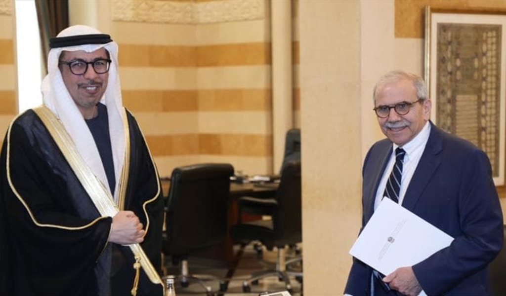 سلام يتسلّم دعوة للمشاركة في قمة الاعلام العربي في دبي