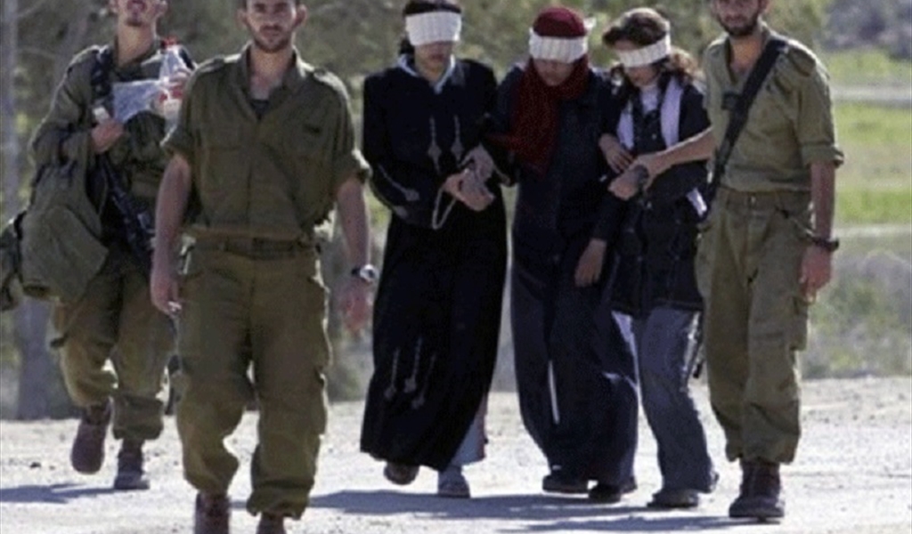 نساء فلسطينيات يعتقلهن الاحتلال