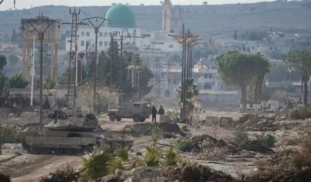 القوات الإسرائيلية تتوغل وتنفذ مداهمات في جنوب سوريا