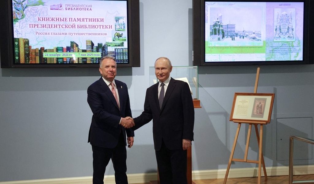 بوتين وويتكوف يبحثان التسوية في أوكرانيا