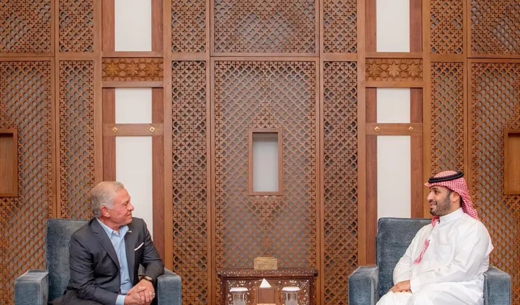ولي العهد السعودي يستقبل ملك الأردن