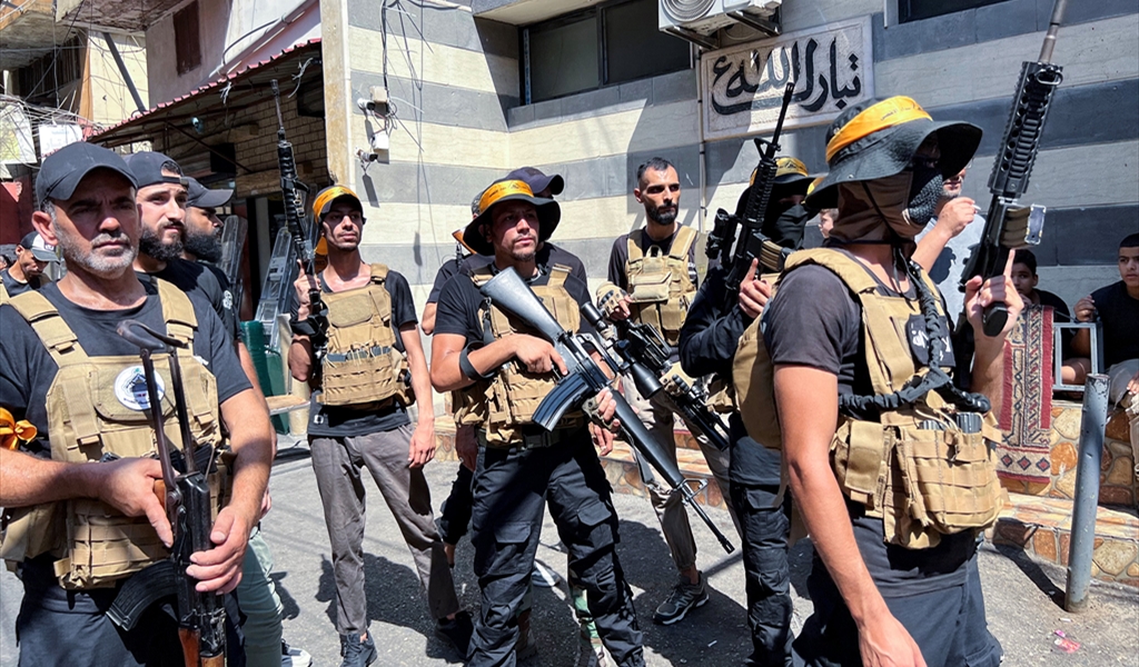 من بندقية الفدائي إلى نداء الدولة: السلاح الفلسطيني في لبنان إلى أين؟