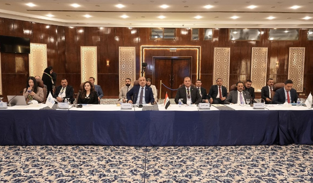 خلال المنتدى