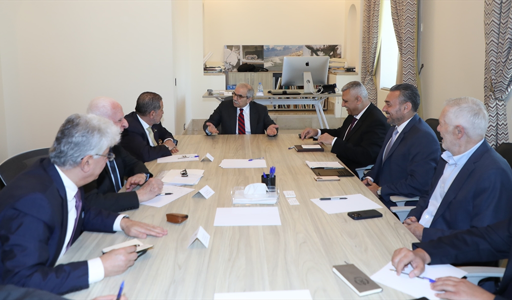 اجتماع لبناني -فلسطيني يبحث في سلاح المخيمات.. وسلام يؤكد ضرورة الإسراع بالخطوات العملية