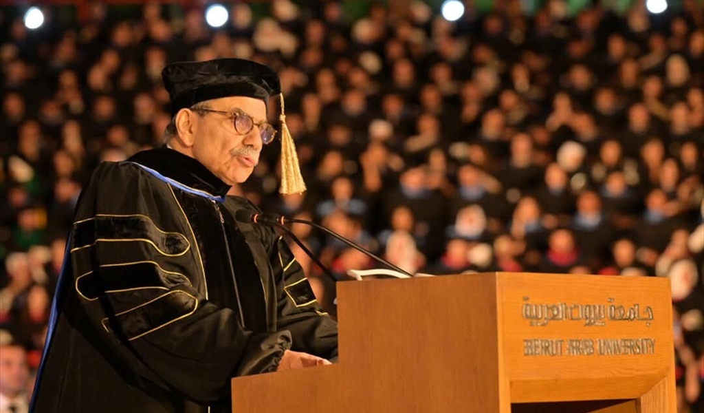 الرئيس سلام متحدثاً في جامعة بيروت العربية