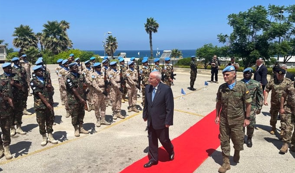 وزير الدفاع من الناقورة: لتجديد ولاية "اليونيفيل" من دون أي تعديل