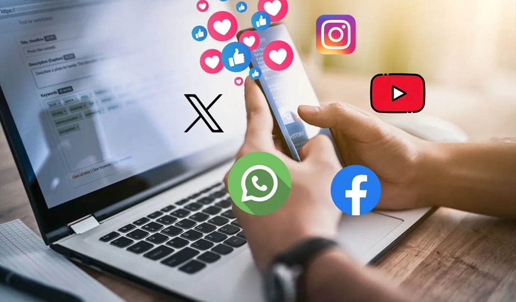 حسنات وعيوب وسائل التواصل الإجتماعي للشباب