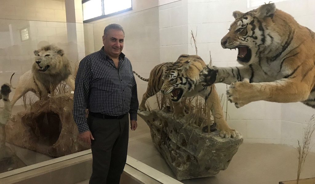 شربل مارون… سيّد البراري الذي خبّأ الغابة في جدران قلبه