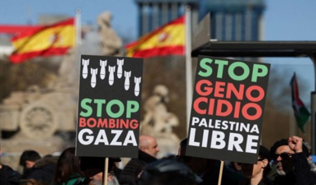 برشلونة تتصدّى للانتهاكات: قرار تاريخي يعزّز الضغط الدولي على إسرائيل