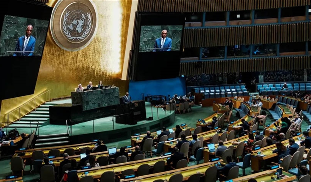 وزير الخارجية البريطاني ديفيد لامي يلقي كلمة في اليوم الثاني من مؤتمر حل الدولتين في نيويورك