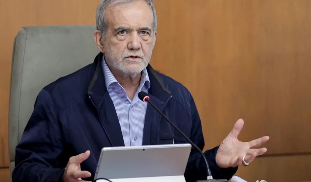 بزشكيان يوقف التفاوض مع الوكالة الذرية.. وواشنطن لمعاودة التعاون دون تأخير