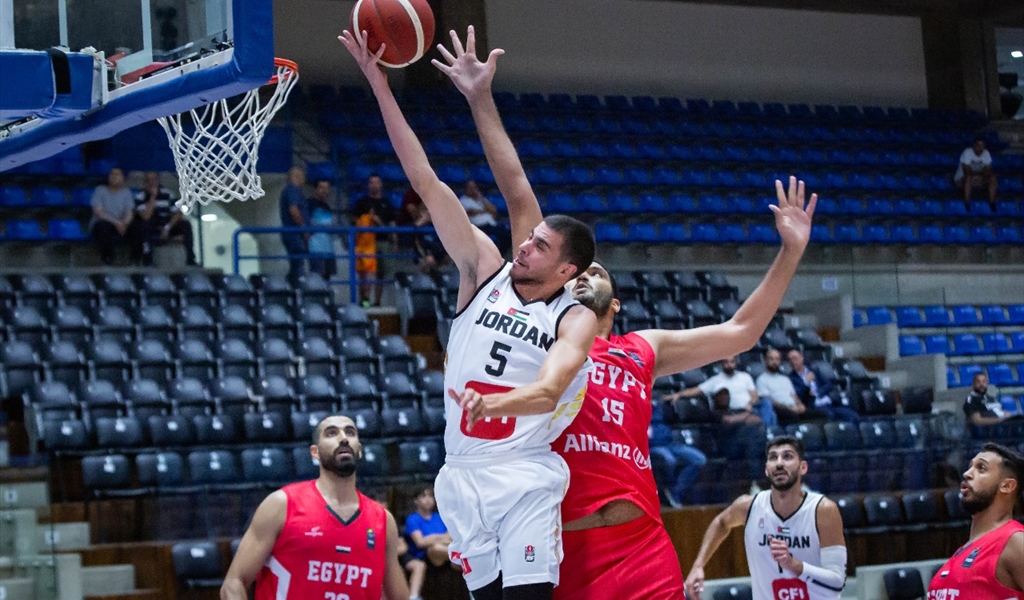 منتخب مصر يتخطى نظيره الاردني ودياً بالتجمع التحضيري السلوي في لبنان..