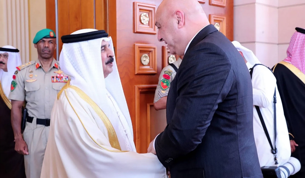 عون يترجم خطاب القسم بإعادة لبنان إلى المساحة العربية