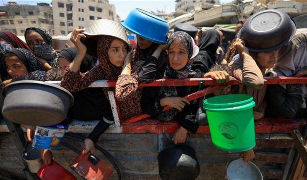 في تقرير ميداني للمرصد الأورومتوسطي لحقوق الإنسان: نحو 1200 مُسنّ فلسطيني توفوا خلال الشهرين الماضيين وآلاف غيرهم مهدّدون بالموت