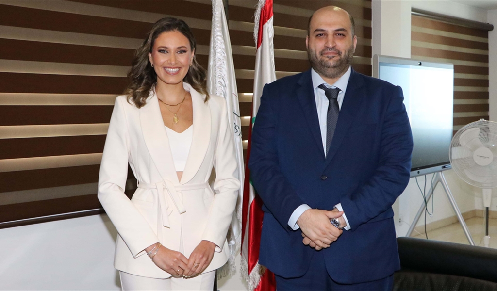 الوزير ناصر الدين وملكة جمال لبنان ندى كوسا