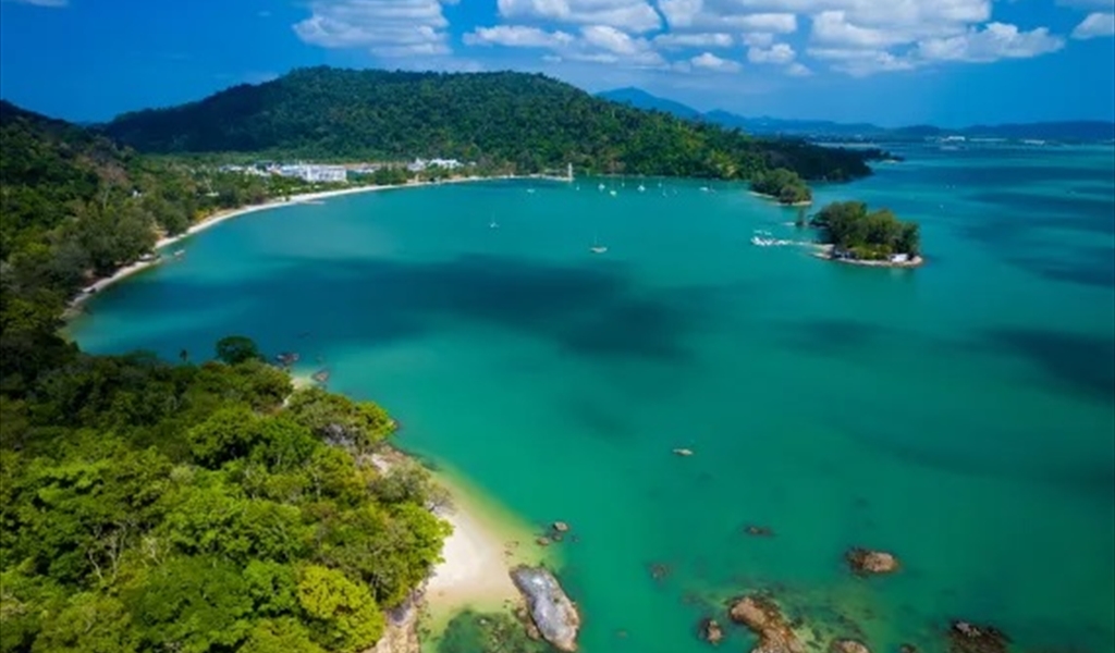 مياه المحيطات يتغير لونها والعلماء قلقون من تداعيات اقتصادية