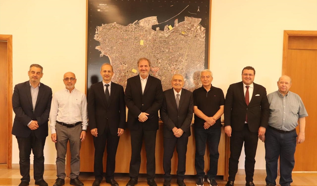 وفد "تجار كورنيش المزرعة" عرض مع رئيس بلدية بيروت احتياجات المنطقة