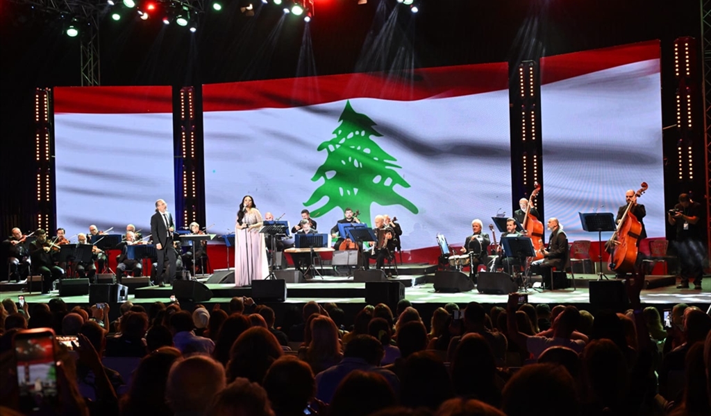 الأوركسترا الشرق - عربية تتجلى في إهدن