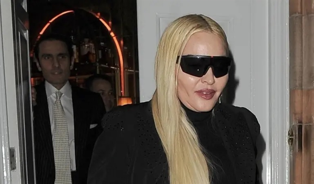 مادونا تحث بابا الفاتيكان على زيارة غزة لإنقاذ الأطفال.. «لم يعد هناك وقت»