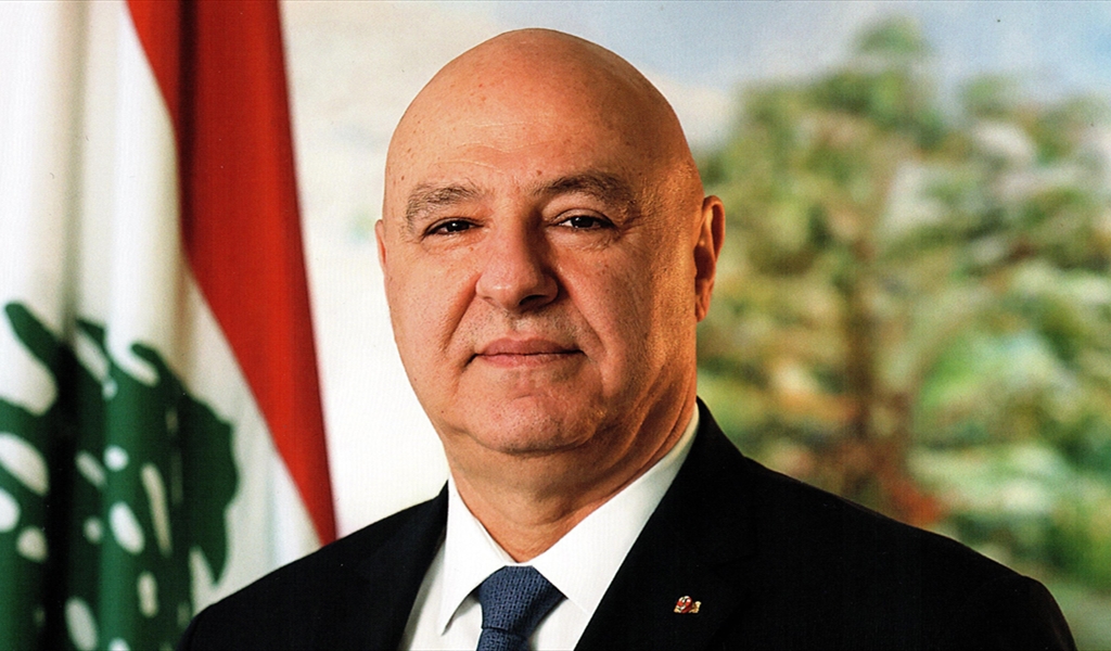 عون: ماضون في قرارنا... و"لا خيمة فوق رأس أحد"