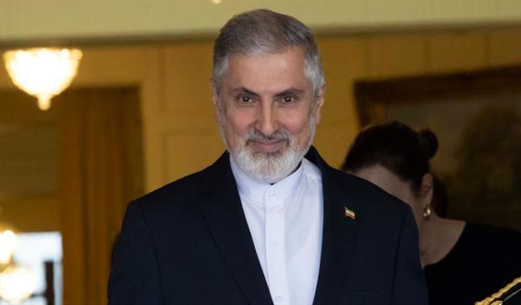 طرد السفير الإيراني...